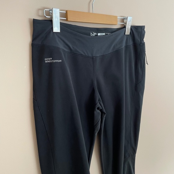 Arc'teryx Women's Trino Pants in Black - Size Medium - Picture 4 of 15